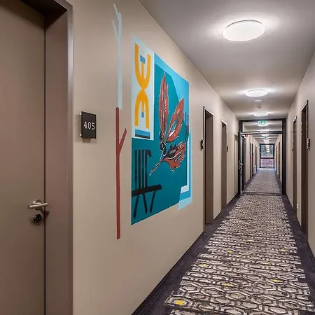 Holiday Inn - The Niu, Timber Esslingen By Ihg 