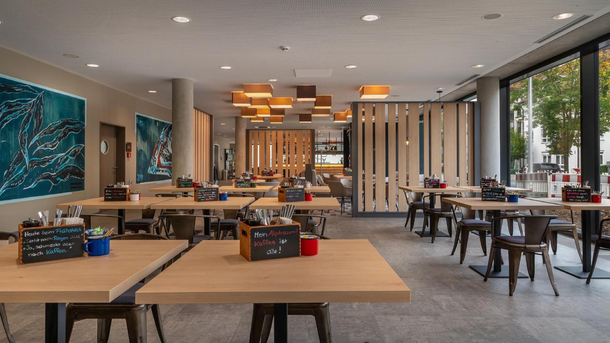 - The Niu, Timber Esslingen By Ihg 3*