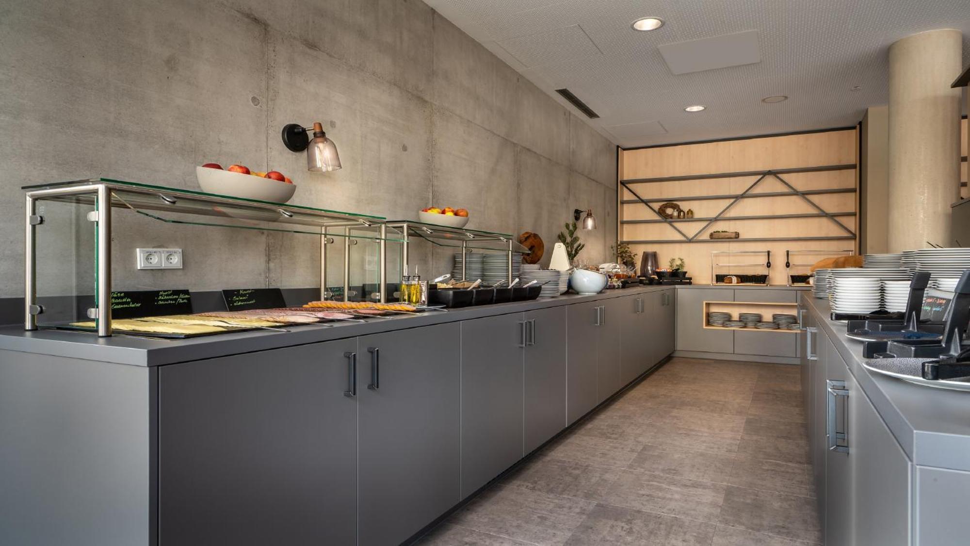 Hotel - The Niu, Timber Esslingen By Ihg 3*