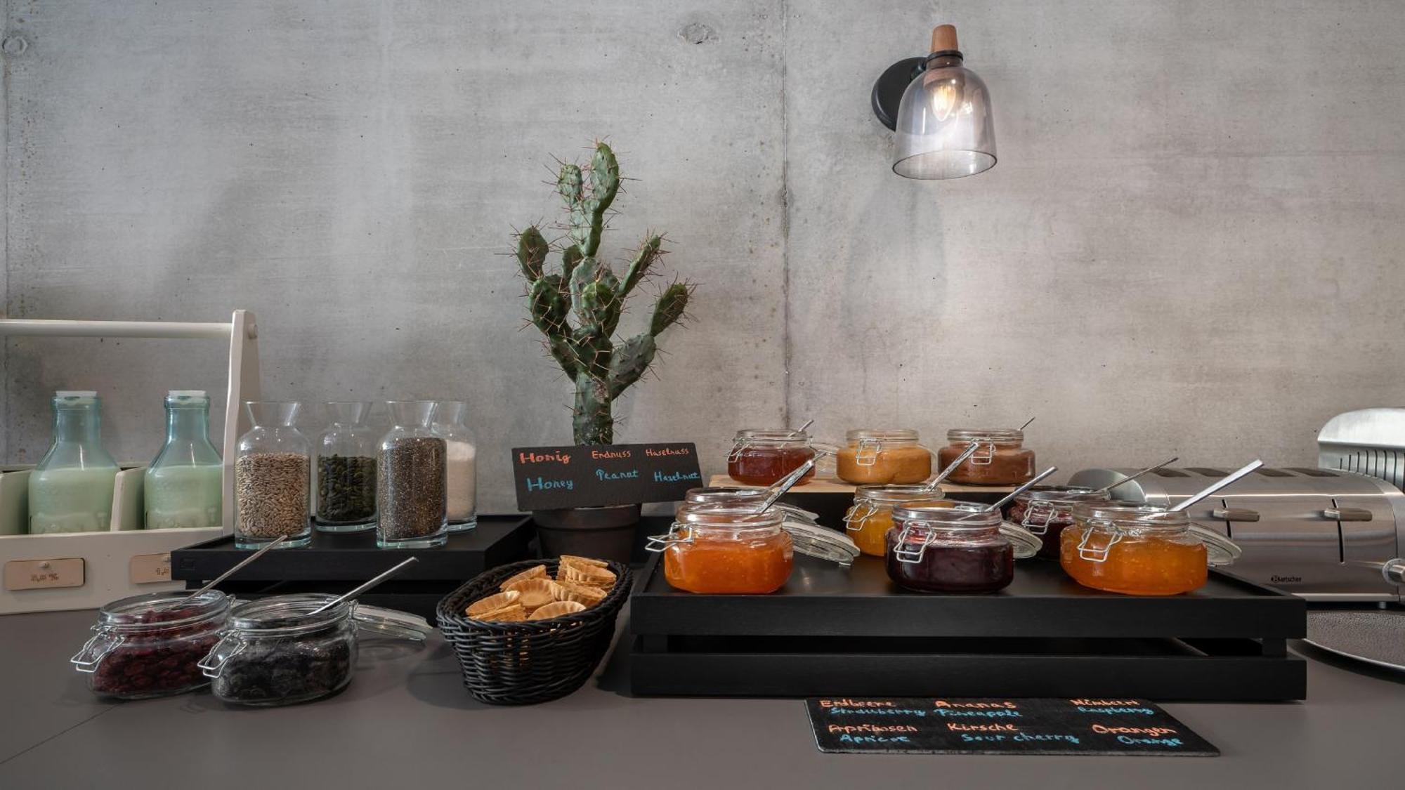 - The Niu, Timber Esslingen By Ihg