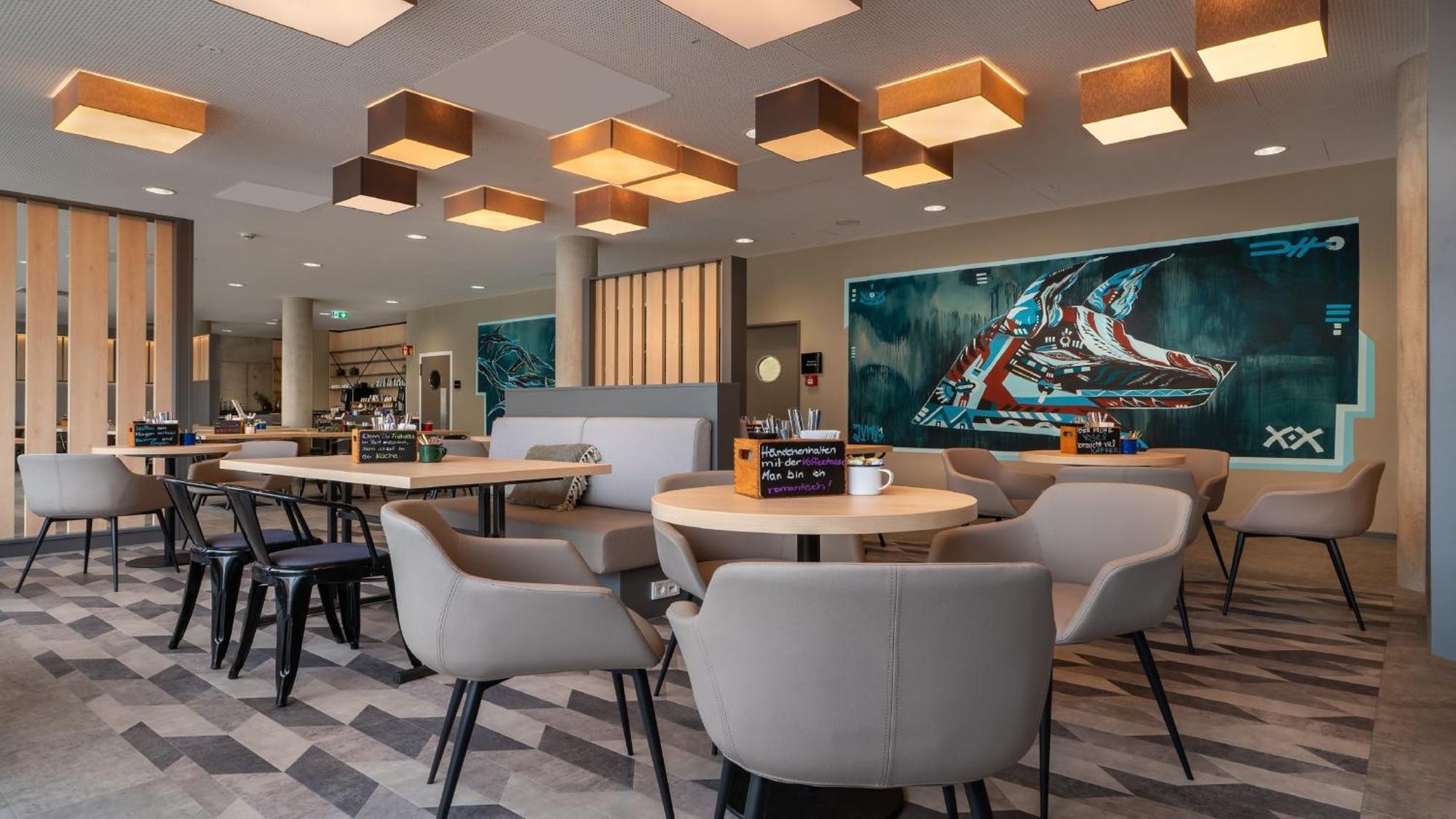 Hotel - The Niu, Timber Esslingen By Ihg