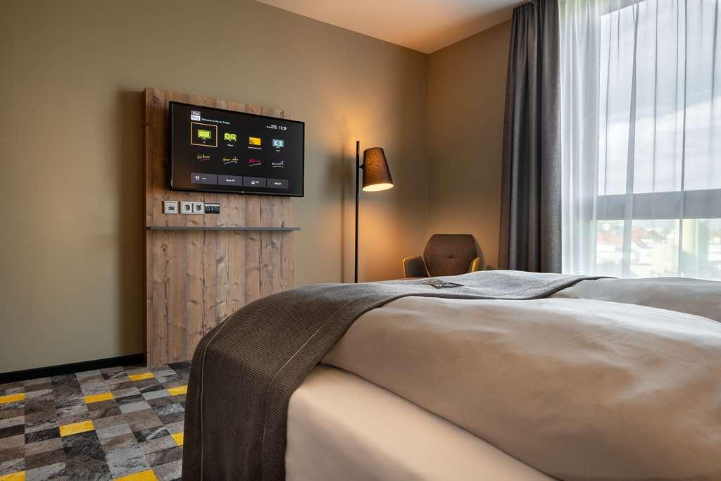 - The Niu, Timber Esslingen By Ihg Hotel Esslingen am Neckar